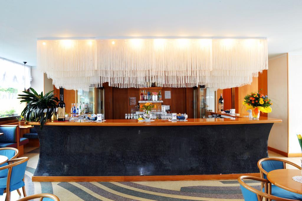 Grand Hotel Astoria 라바로네 외부 사진