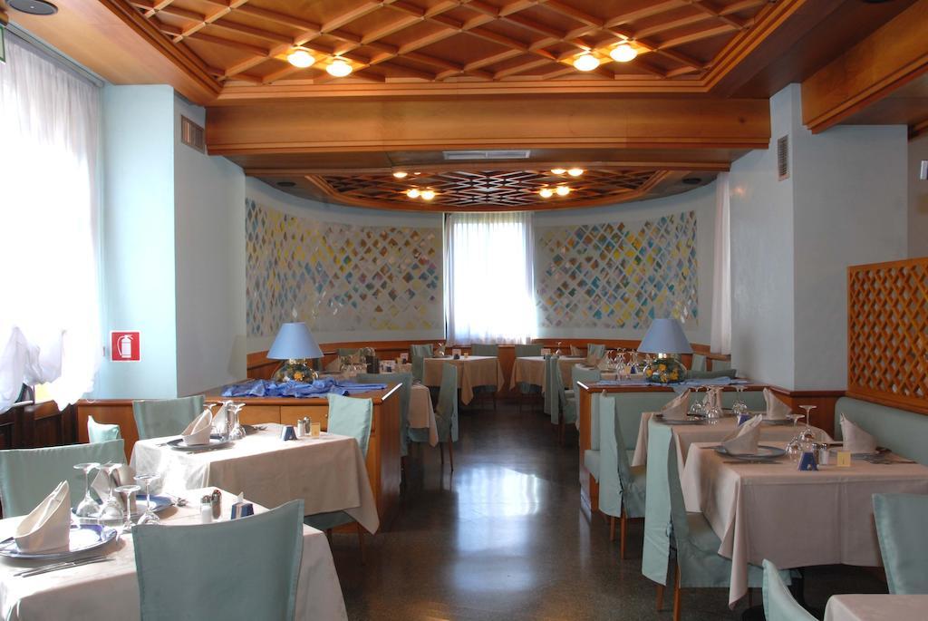 Grand Hotel Astoria 라바로네 외부 사진