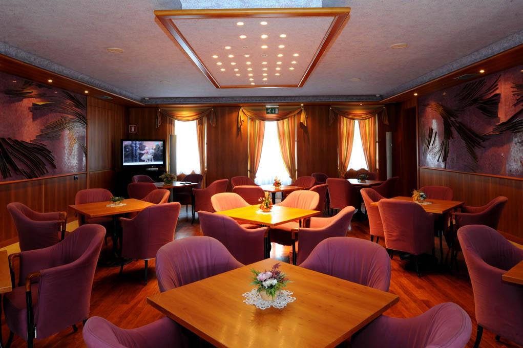 Grand Hotel Astoria 라바로네 외부 사진